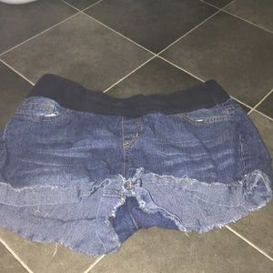 Maternity shorts